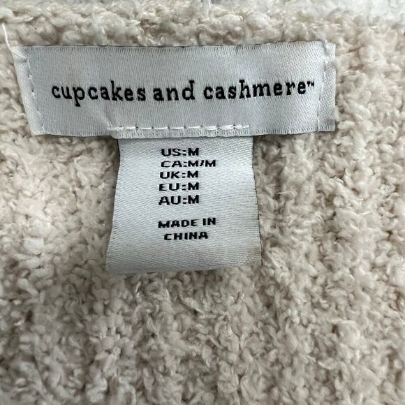 Cupcakes and Cashmere Long Sleeve V Neck Cream Sweater Size Medium - Picture 7 of 8
